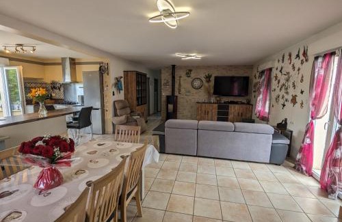 Mareau-aux-Bois House | Family Retreat with Heated Pool & Garden near Orléans Forest