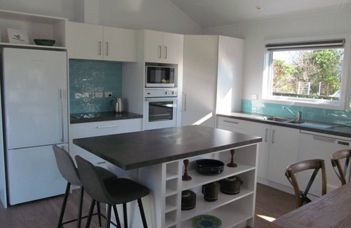 Greytown House | Discover Tiwakawaka Haven - Top Reviewed Stay in Greytown