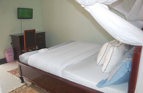 Kasese Hotel | Discover TJ Global Hotel Kasese with Complimentary Breakfast