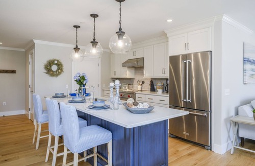 Harwich Port Condo | Pet-Friendly Haven with Ocean Views, Steps from the Beach