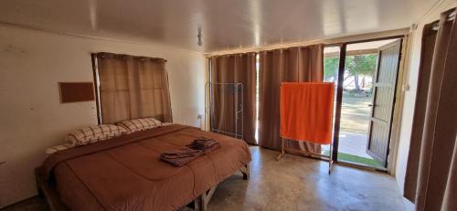 Ko Mak Hotel | Beachfront Bliss at TK Beach Resort Koh Mak - Family Friendly