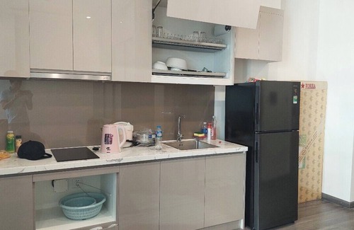 Tu Liem Apartment | Relax at Tk2Resortstay Vinhomes Smart City with Pool & Spa