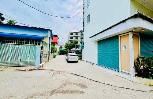 Mean Chey Apartment | Oceanfront T&L Apartment: Guest Rated 10/10 with Spa Access