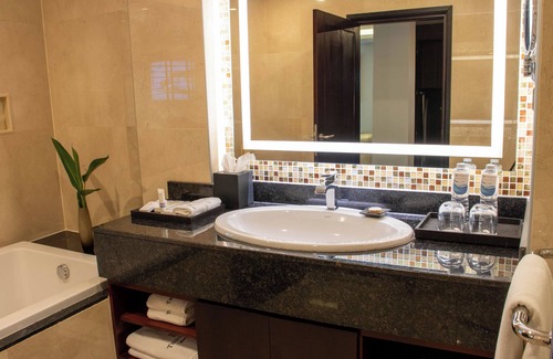 Vang Vieng Hotel | Top-Rated Tmark Resort Vang Vieng with Pool & Spa Amenities