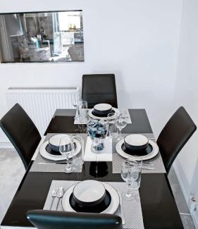 Colchester Apartment | TMS Chic 3BDR house! Colchester!