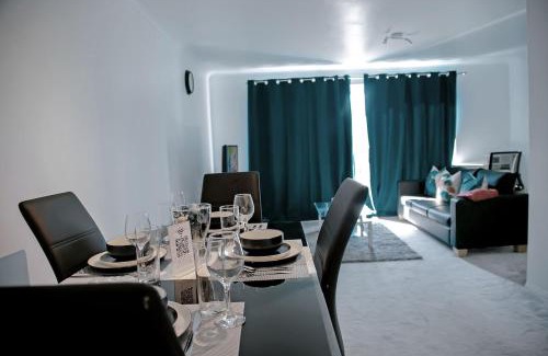 Colchester Apartment | TMS Chic 3BDR house! Colchester!