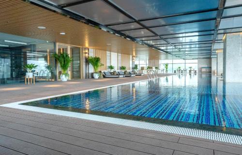 Quy Nhon Apartment | Relaxing TMS RUSTIC Beach: 4-Star Oceanfront Retreat