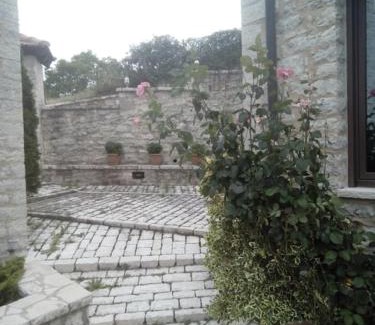 Klavsion House | Family-Friendly Retreat at To Archontiko tis Marias, 9.7/10