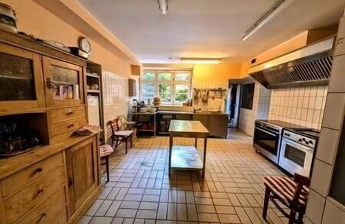 Warnkenhagen Ski Chalet | Gottin Manor House: Ideal Getaway for Groups of 25