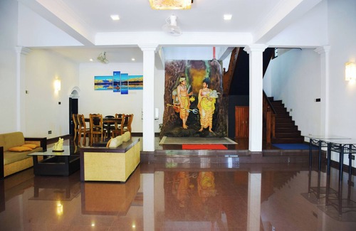 Mahiyanganaya Hotel | Warm and Inviting Atmosphere with Kitchen Amenities