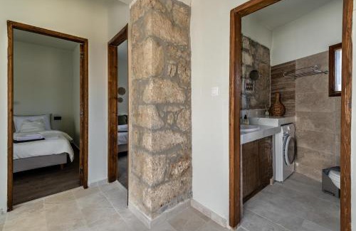Kournas House | Discover To Patriko: 4-Star Retreat with Family & Pet Perks