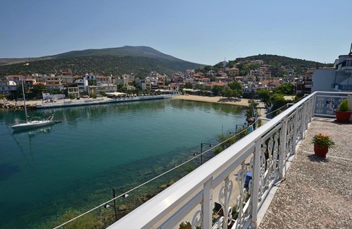 Skala Marion Apartment | Discover To Pithari: Oceanfront Retreat with Top Reviews