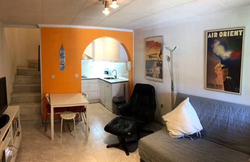 Guardamar del Segura House | Relaxing Stays by the Ocean with Family-Friendly Amenities