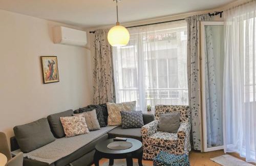 Oborishte Apartment | Stylish Central Sofia Apartment with Exceptional Amenities
