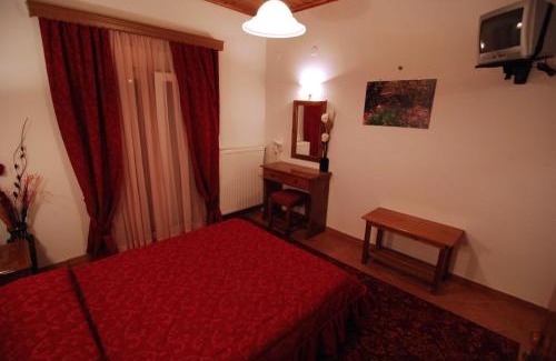 Karpenisi Apartment | Discover To Spiti tis Pareas: Family-Friendly Retreat