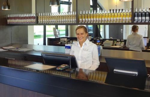 Bensheim Hotel | Discover Comfort at Tobbaccon Hotel with Kitchen Amenities