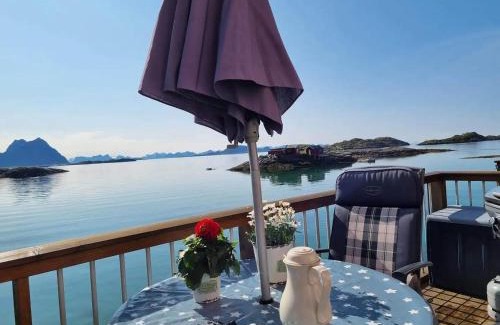 Svolvaer House | Family-Friendly Getaway at Tobiasbua with Hot Tub Access