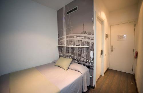 El Raval Hotel | Elegant TOC Hotel Las Ramblas: Family-Friendly & Breakfast Included