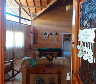 Sao Bento do Sapucai House | Pet-Friendly Retreat at Toca - Bairro Serrano, 4-Star Stay