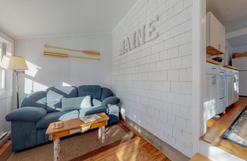 Orland House | Family-Friendly Retreat at Toddy Pond Jack for Memorable Stays