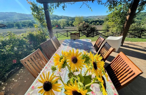 Todi Villa | Exclusive Pool Retreat Near Todi - Perfect for 10 Guests