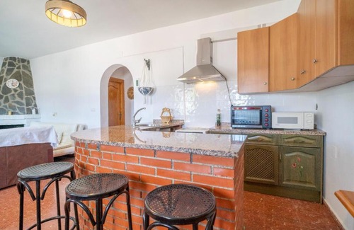 Motril House | Idyllic Todimer Cortijo with Pool & Pet-Friendly Stay