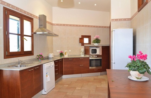 Majorca Ski Chalet | Villa Tofollubí 152: Eco-Friendly Retreat with Private Pool
