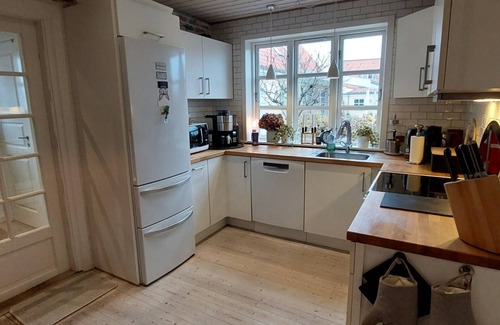 Skagen Bed & Breakfast | Toftegården Guesthouse: Family-Friendly Retreat with Spa & Dining
