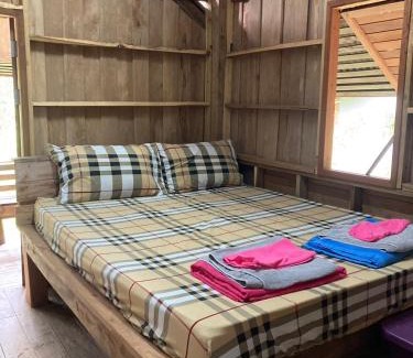 Phanom House | Top-Rated Toh Tao Homestay: Family & Pet Friendly Escape