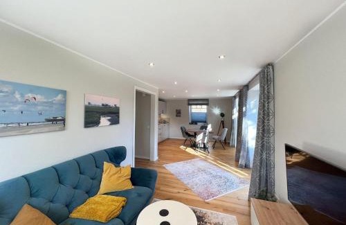 St. Peter-Ording Apartment | Family-Friendly Tohuus-Whg-01-Uennen with Kitchen Access