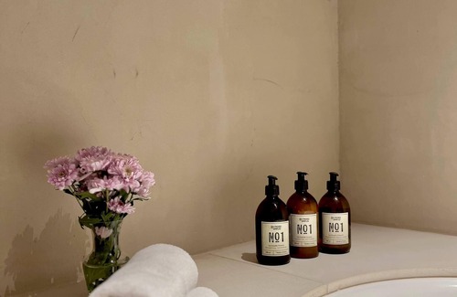 Saint-Paul-de-Vence House | Toile Blanche: Guest Rated 9.8 with Pool & Family Amenities