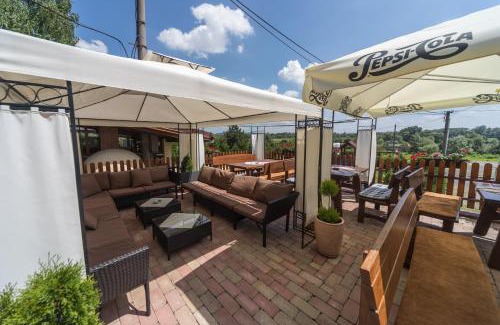 Vinicky House | Discover Penzión Zlatá Putňa: Pet-Friendly Retreat