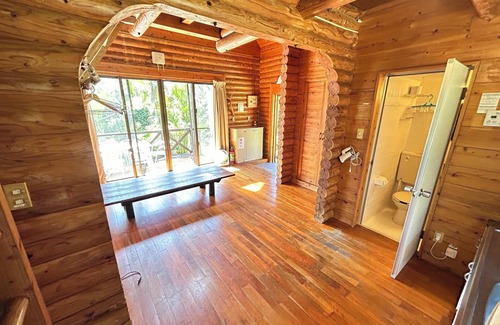 Tokashiki Cottage | Relax at Tokashiki Guest House with Oceanfront Views