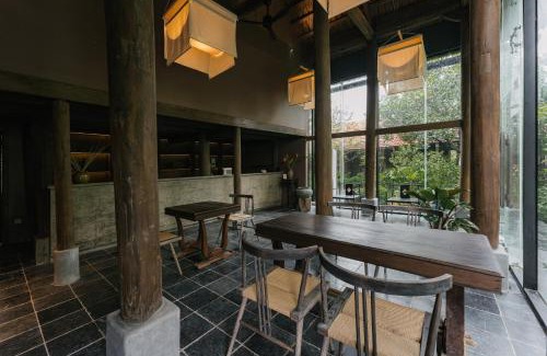 Gia Vien Hotel | Unforgettable Stay at TOKI Retreat Vân Long - 10/10 Rated
