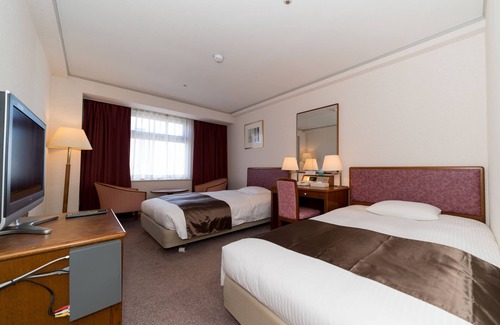 Shiba Hotel | Discover Tokyo Grand Hotel: Family-Friendly & Accessible
