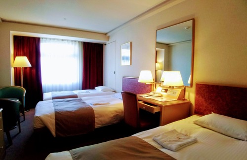 Shiba Hotel | Discover Tokyo Grand Hotel: Family-Friendly & Accessible