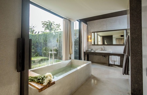 Hua Thanon Resort | Relax at Tolani Resort Koh Samui with Pool and Ocean Views