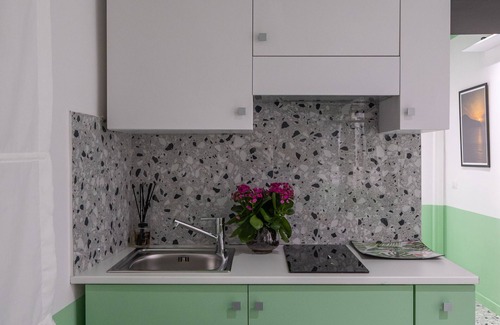 Quartieri Spagnoli Apartment | Spacious Toledo Theater Apartment for 8 in Naples' Heart