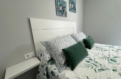 Portonovo Apartment | Oceanfront Tolería Costamar with Family-Friendly Amenities