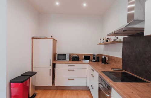 Traben-Trarbach Apartment | Ideal Family Getaway with Ocean View and Pet-Friendly Amenities