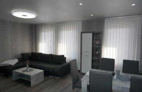 Konigslutter am Elm Apartment | Comfortable Mittelgeschosswohnung: Pet-Friendly & Breakfast Included