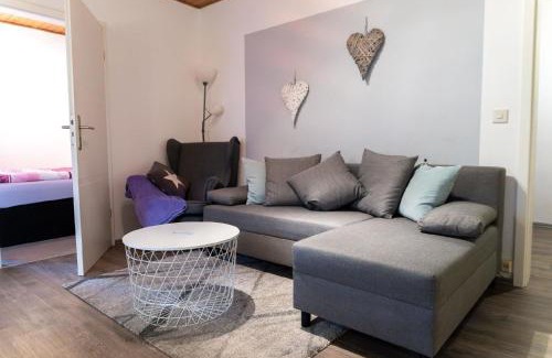 Weissenstadt Apartment | Cozy Apartment in Weißenstadt with Inviting Open Fireplace