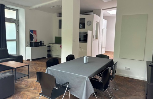 Weissensee House | Central Guesthouse Loft in Berlin with Pet-Friendly Amenities