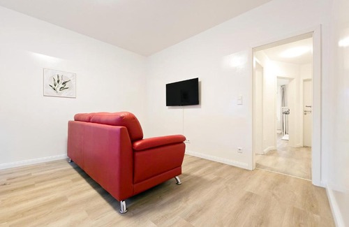 Buchholz Apartment | Tolstov Apartments - 2 Room Apartment - 25 min Messe DUS
