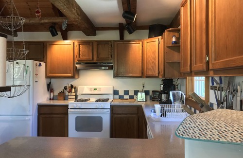 Tom Nevers House | Family-Friendly Tom Nevers with Oceanfront Amenities