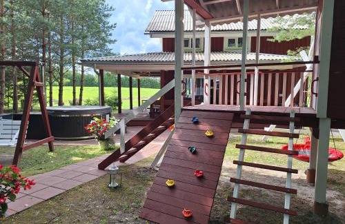 Birzgale House | Pet-Friendly Retreat at Toma pirts BRĪVDIENU - 8.7/10 Score
