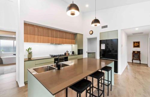 Tomakin House | Tomakin Tonic