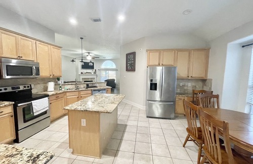 Tomball House | Relaxing Tomball Retreat with Private Pool and Spacious Yard