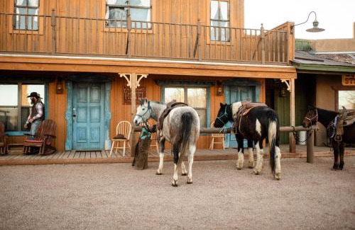 Tombstone Resort | Discover Tombstone Monument Guest Ranch: Top-Rated Getaway