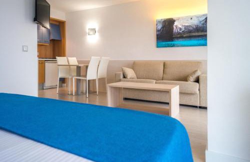 Portals Nous Hotel | Relax at Tomir Portals Suites - Adults Only with Ocean Views